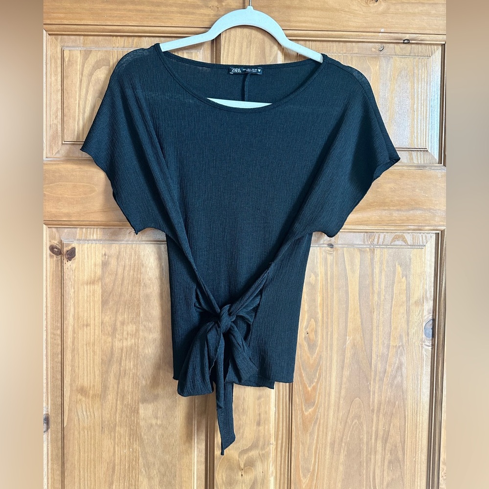 Zara blouse with adjustable tie